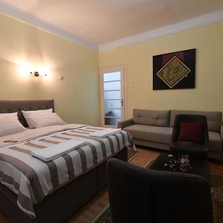 Apartment Nikola Belgrád Kültér fotó